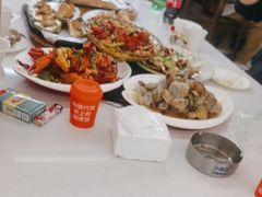 -老东镇啤酒屋海鲜加工·蒸汽海鲜·海鲜烧烤(台东店)