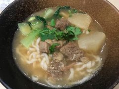 港式牛腩面-面乙新派手擀面(大悦城店)