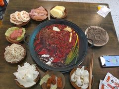 -黄潇洒老火锅(九眼桥宏济巷店)