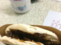 豆豉肉夹馍-吴三酸菜麻食酱香面馆(印花布园小区店)