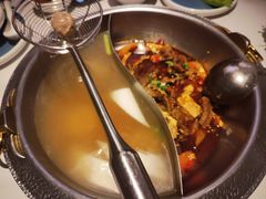 -左庭右院鲜牛肉火锅(金山万达店)