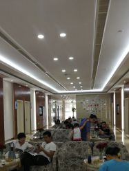 -艾博尔医院