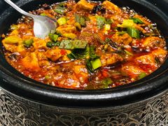 -万重锦·人文川菜馆(骡马市店)