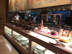 自助取餐区-富力希尔顿酒店·地阔自助餐厅