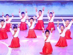 -蓝话筒·少儿成人演讲口才·主持朗诵·戏剧表演(大华第一坊店)