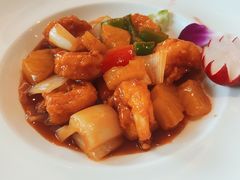 菠萝咕咾虾球-水月周庄铂尔曼酒店-水月荟中餐厅