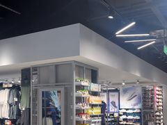 -迪卡侬(环球港店)