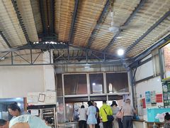 -正宗杨记普洱酸醋米线(总店)