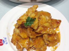 锅包肉-小船渔村•大连菜•大连焖鱼(明泽街店)