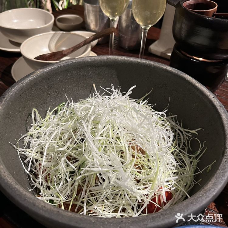 终于吃到野果的鲜荔枝凤梨冰了！！