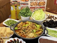 -彭记铁锅肥肠(东四总店)