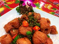 -闯关东东北农家菜(崂山石老人店)
