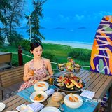 亚龙湾绝美海景享用海鲜大餐🦀