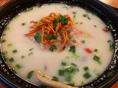 虫草花蹄花汤-付小姐在成都(中山公园店)