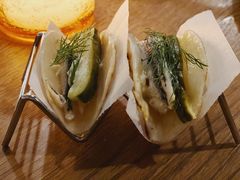 凤尾鱼酸黄瓜配饺子皮-BOR Eatery(安福路店)