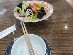 -8号蒸饺精品炖鸽子(康特商街店)