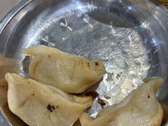 -黄阿姨锅贴大王(万航渡路店)