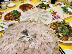 -官塘陈记鱼生·潮汕砂锅粥·牛肉火锅(潮枫路总店)