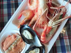 -彩虹云霄酒店76&78层国际自助餐