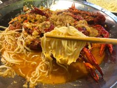 龙虾面-红钳侠小龙虾·烧烤(中赢康康谷店)