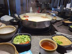 -新草堂锅物料理(泉城路店)