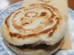 普通肉夹馍-王魁腊汁肉店(总店)