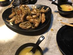-沪小胖小龙虾(淮海中路旗舰店)