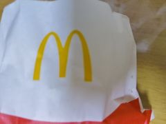 -麦当劳(乳山路店)
