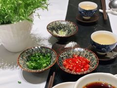 -红鼎豆捞·非遗鲍皇汤火锅(宝丰路店)