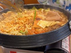 -WOW LUCKY创意韩料(龙阳广场店)