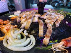 -豚豚家돈돈가韩国锅盖烤肉(新北万达店)