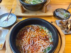 -勺子米线·云南传统小吃市集(四方街店)