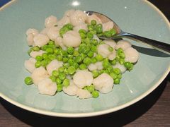 河虾仁炒小豌豆-庐灶江南·江南菜·四合院Bistro(东直门雍和宫·原华侨宾馆店)