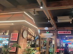 -巴卤社老火锅(财富店)