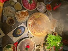 -小龙坎火锅(湖滨银泰in77店)