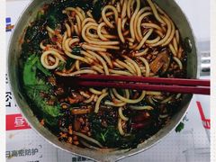 -奔跑的小象·云南小锅米线(中国人民大学店)