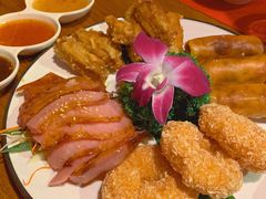 明泰谷拼盘-明泰谷泰国餐厅(正大广场店)