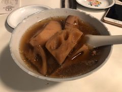 筒子骨炖藕-文和友老长沙龙虾馆(化龙池店)