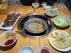 -大众跷脚牛肉馆·非遗传承单位(峨眉山店)