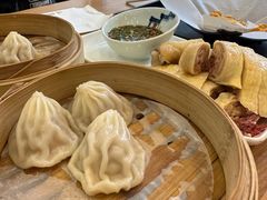 鲜肉小笼-鴻瑞興面馆(保利时光里店)