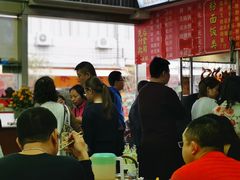 -香辉食馆(新兴路店)