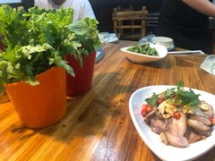 -三里屯土灶炖公鸡地锅鸡(江东店)