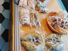 -研麦家面包(亚泰华府店)
