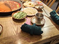 -巴卤社老火锅(财富店)