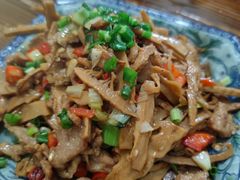 笋干炒腊肉-朗妈私房菜(婺女州店)