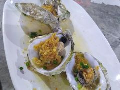 -四川小胡子海鲜(丁村万人海鲜广场店)