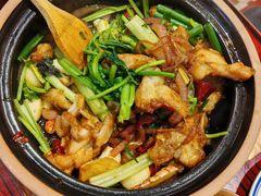 紫苏啫大力牛蛙-沙胆彪炭炉牛杂煲(上海日月光广场店)