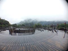 -天门沟九州驿站树上汤泉