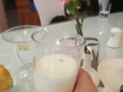 酸奶-青岛蓝海大饭店·爱琴海自助餐厅(崂山店)