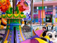 -顺德大良半月城游乐场